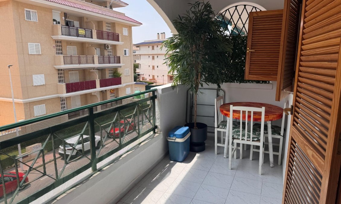 Segunda mano - Apartamento -
Torrevieja - La Mata