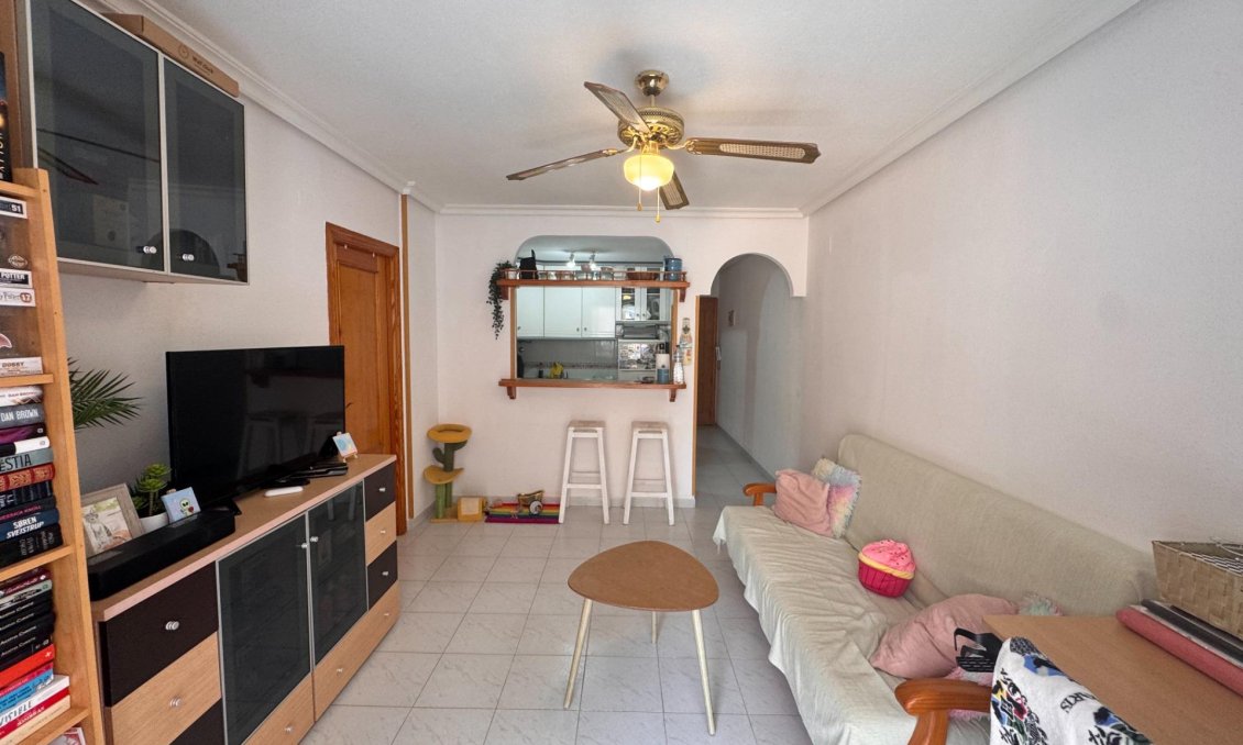 Segunda mano - Apartamento -
Torrevieja - La Mata