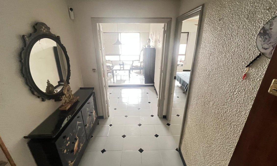 Segunda mano - Apartamento -
Guardamar del Segura - Pueblo