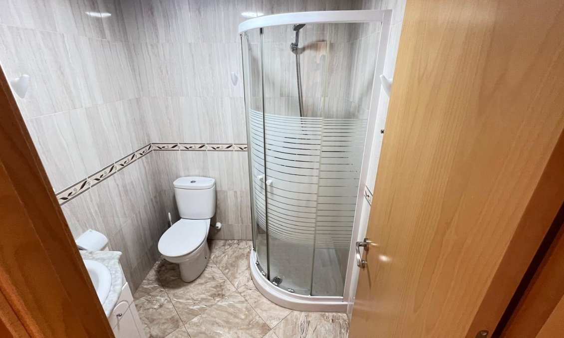 Segunda mano - Apartamento -
Torrevieja - Playa de los Locos