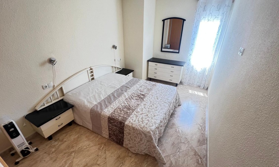 Segunda mano - Apartamento -
Torrevieja - Playa de los Locos