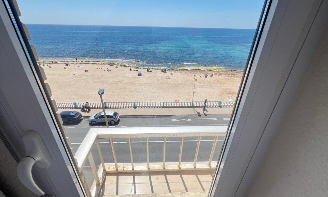 Segunda mano - Apartamento -
Torrevieja - Playa de los Locos