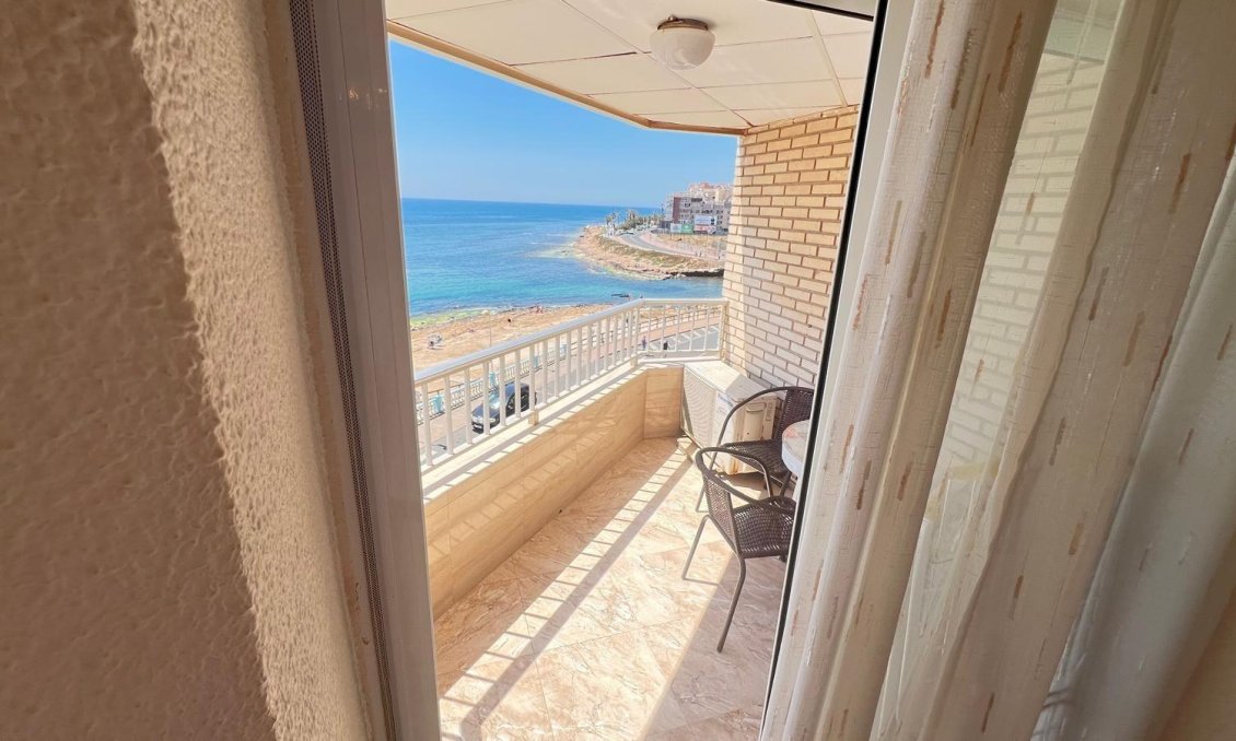 Segunda mano - Apartamento -
Torrevieja - Playa de los Locos