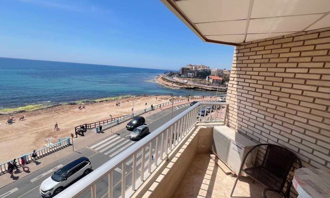 Segunda mano - Apartamento -
Torrevieja - Playa de los Locos