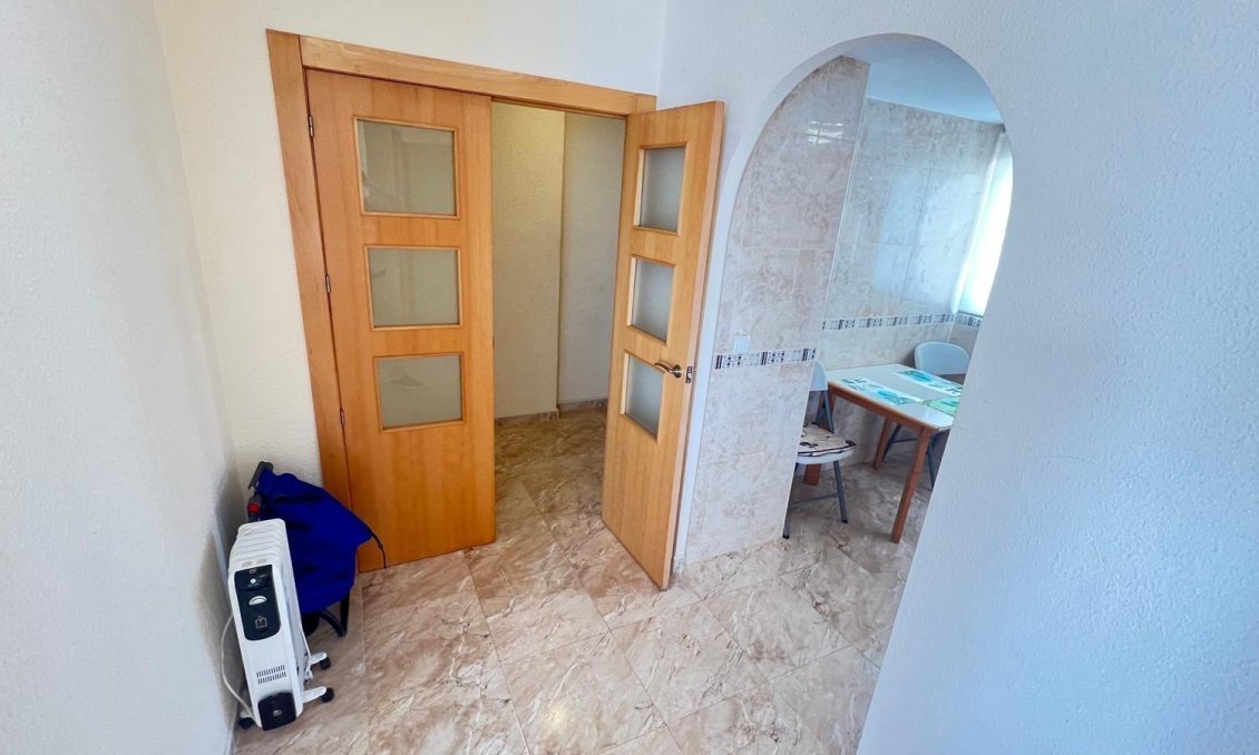Segunda mano - Apartamento -
Torrevieja - Playa de los Locos