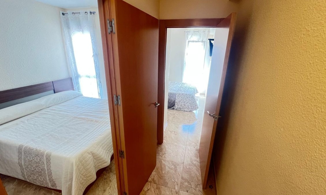 Segunda mano - Apartamento -
Torrevieja - Playa de los Locos