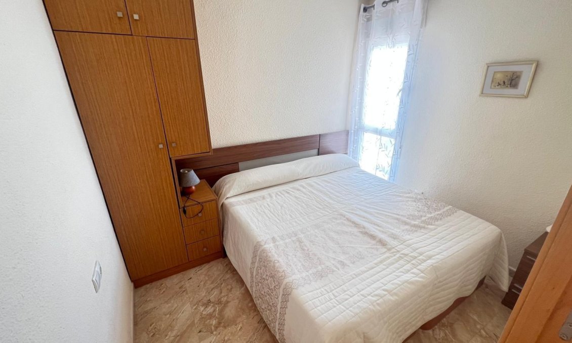 Segunda mano - Apartamento -
Torrevieja - Playa de los Locos