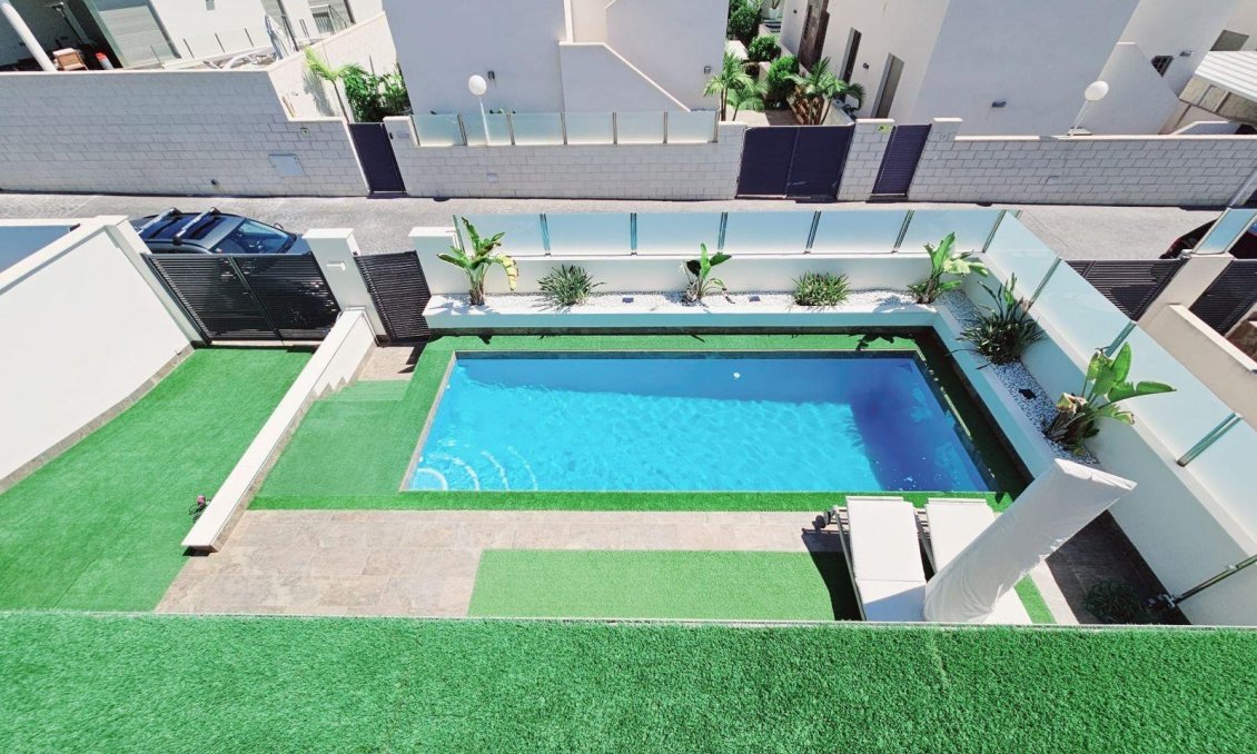 Wiederverkauf - Villa -
Orihuela Costa - Villamartín-las Filipinas