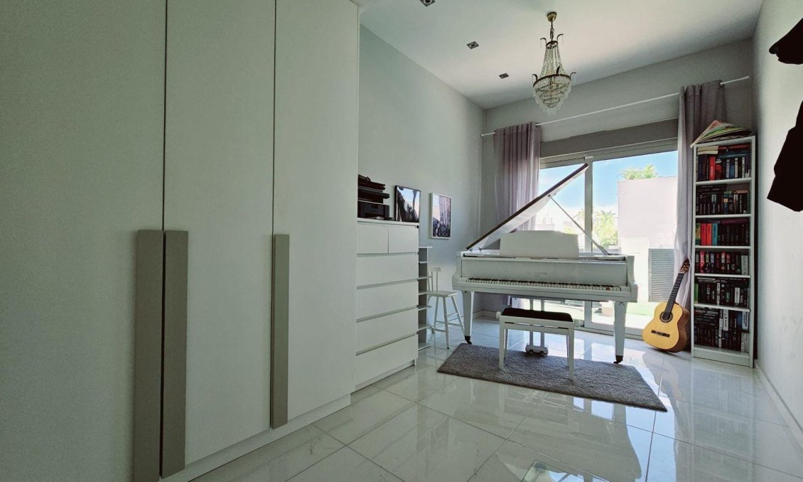 Wiederverkauf - Villa -
Orihuela Costa - Villamartín-las Filipinas