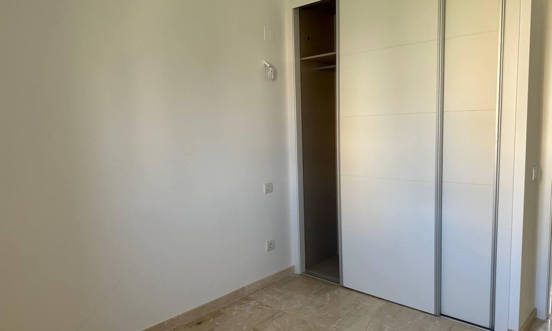 Segunda mano - Apartamento -
Torrevieja - Punta Prima