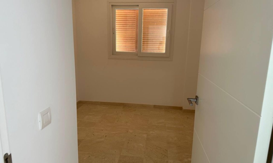 Segunda mano - Apartamento -
Torrevieja - Punta Prima