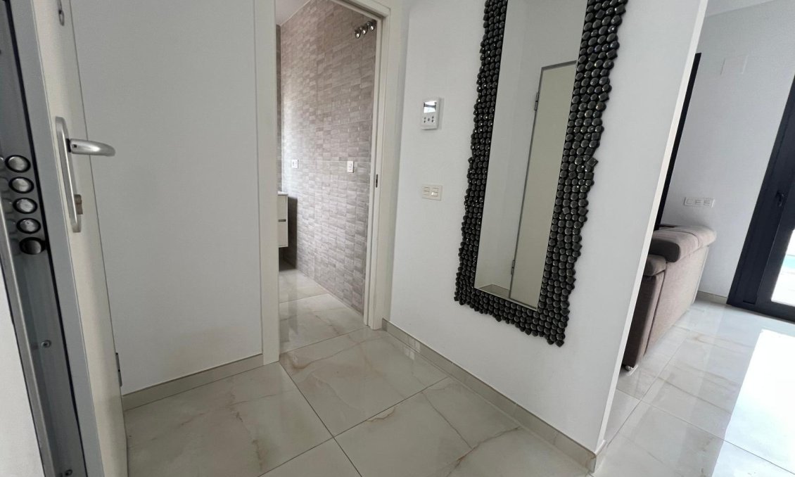 Wiederverkauf - Villa -
Orihuela Costa - Lomas de Cabo Roig