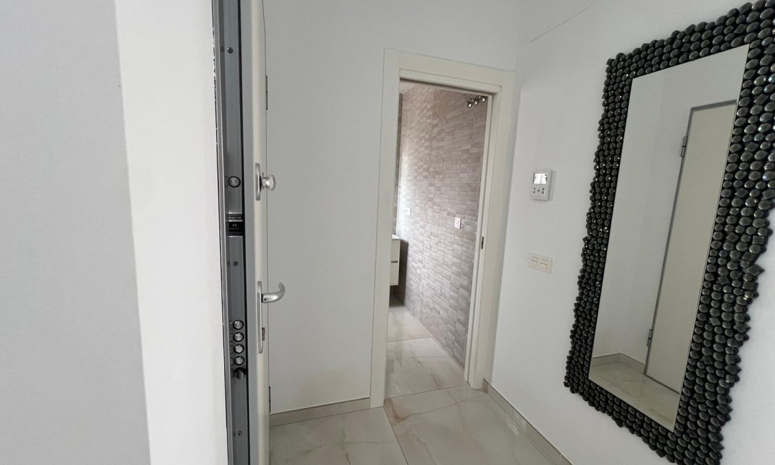 Wiederverkauf - Villa -
Orihuela Costa - Lomas de Cabo Roig