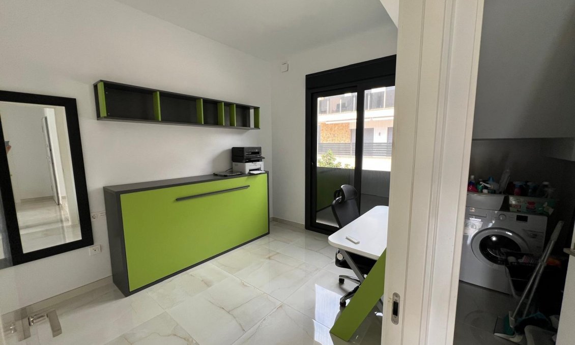 Wiederverkauf - Villa -
Orihuela Costa - Lomas de Cabo Roig