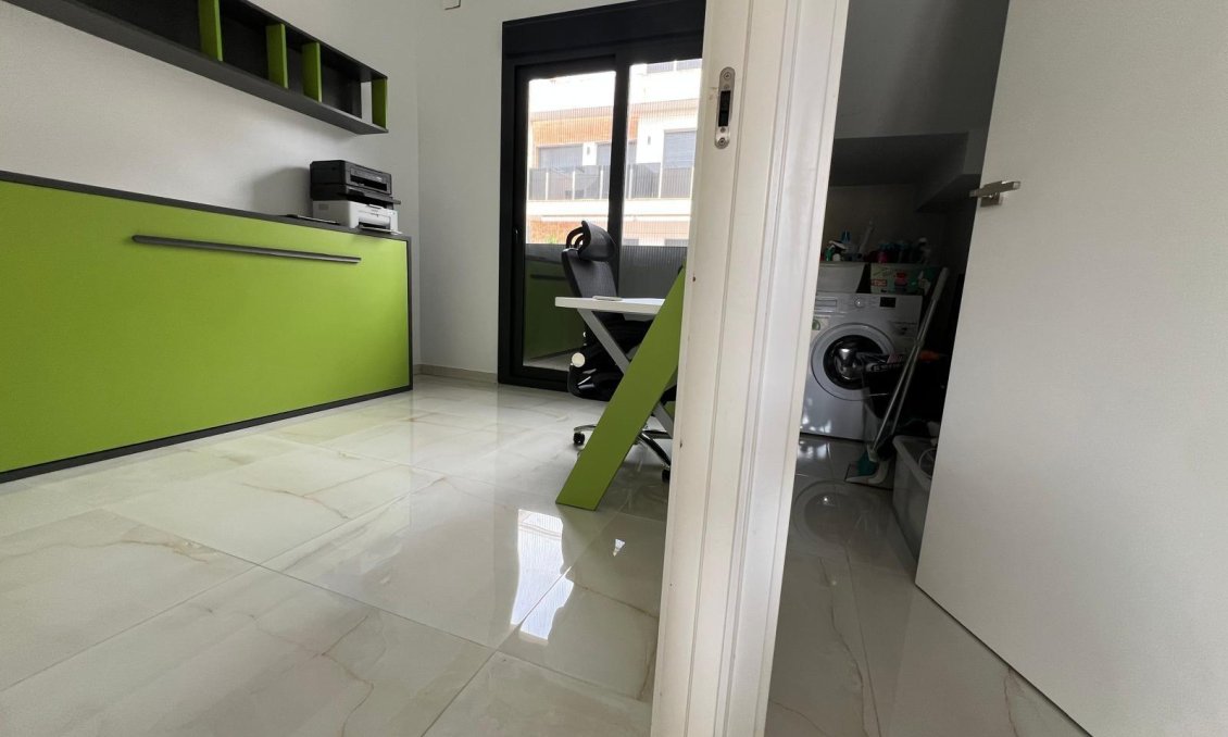 Wiederverkauf - Villa -
Orihuela Costa - Lomas de Cabo Roig