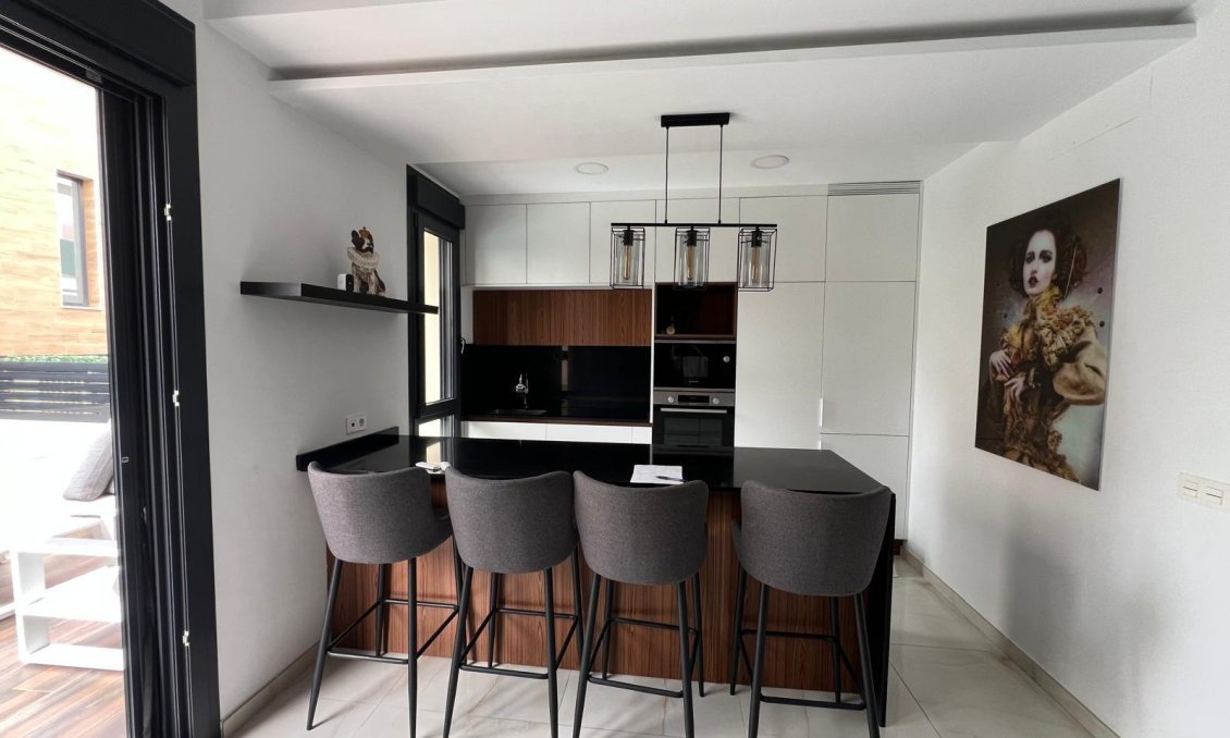 Wiederverkauf - Villa -
Orihuela Costa - Lomas de Cabo Roig