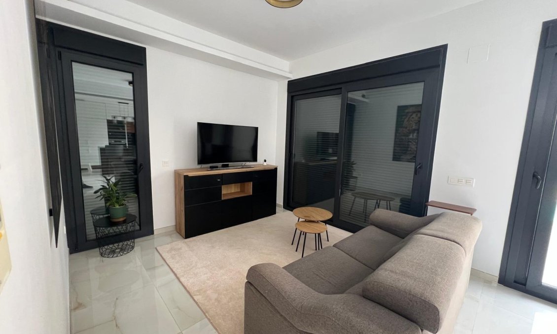 Wiederverkauf - Villa -
Orihuela Costa - Lomas de Cabo Roig