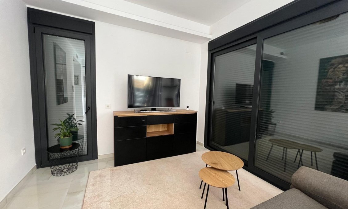 Wiederverkauf - Villa -
Orihuela Costa - Lomas de Cabo Roig