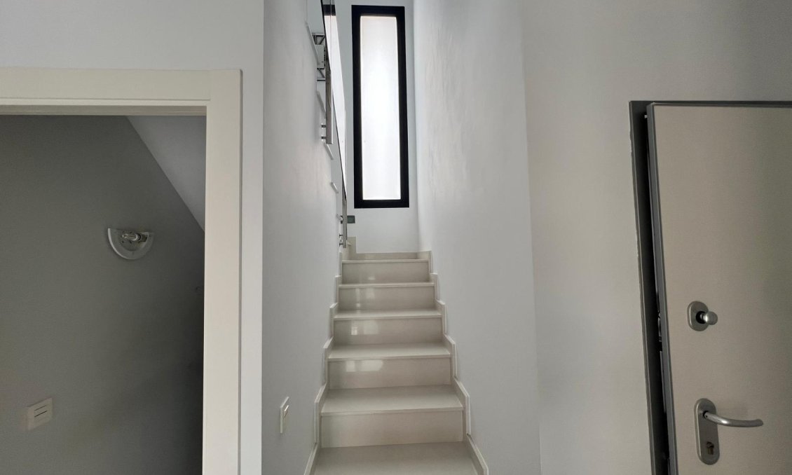 Wiederverkauf - Villa -
Orihuela Costa - Lomas de Cabo Roig