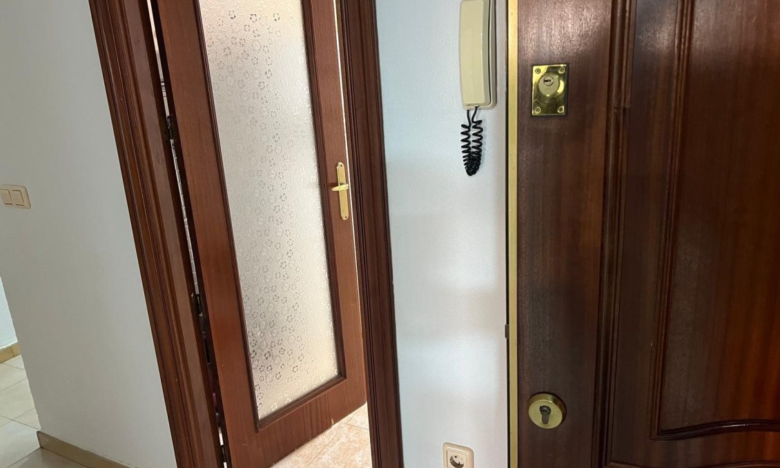 Segunda mano - Apartamento -
Torrevieja - Playa del Cura
