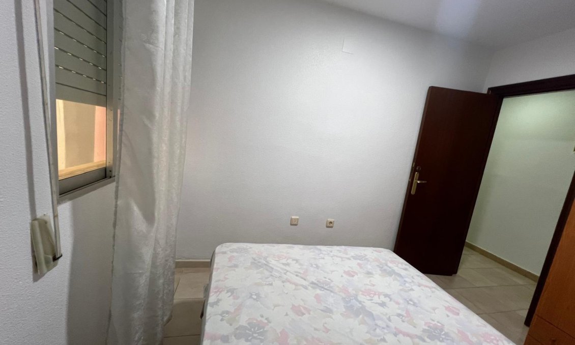 Segunda mano - Apartamento -
Torrevieja - Playa del Cura