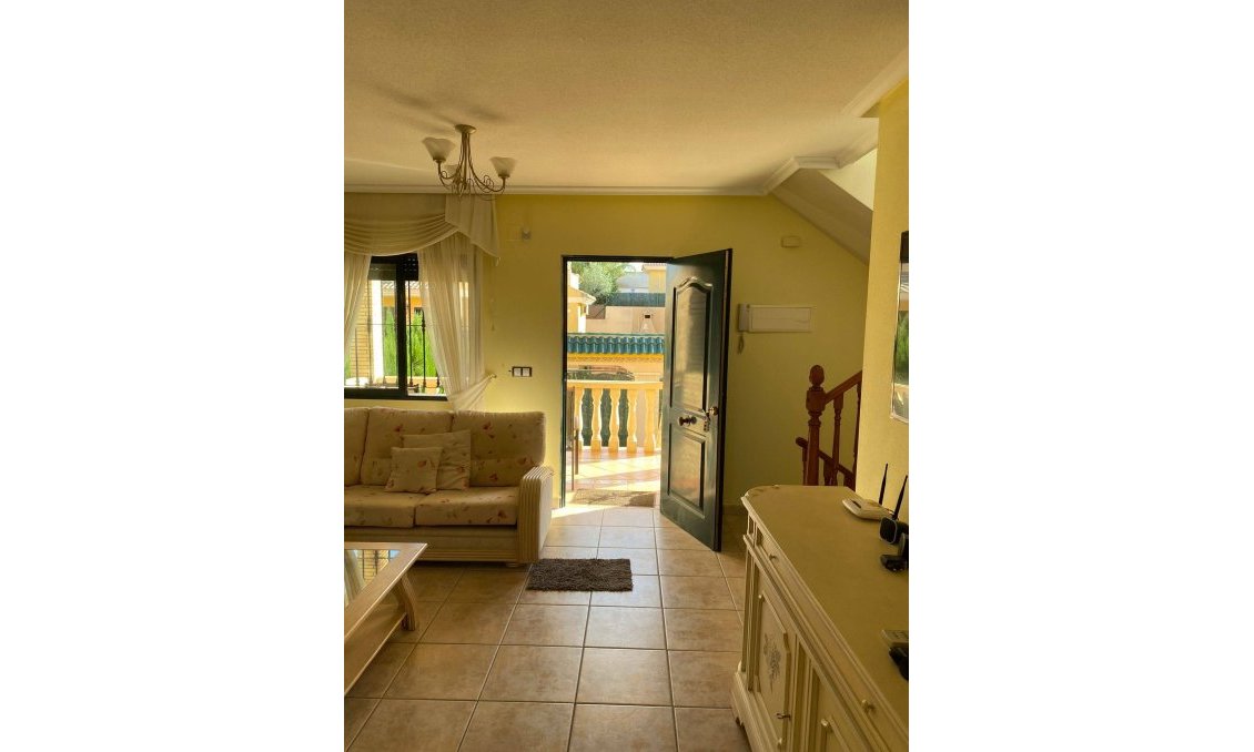 Segunda mano - Villa -
Orihuela Costa - Villamartín-las Filipinas