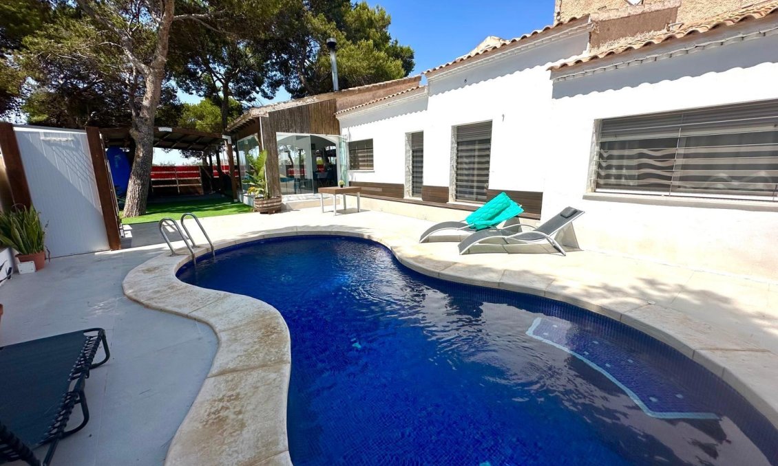 Segunda mano - Villa -
Orihuela Costa - Rocio Del Mar