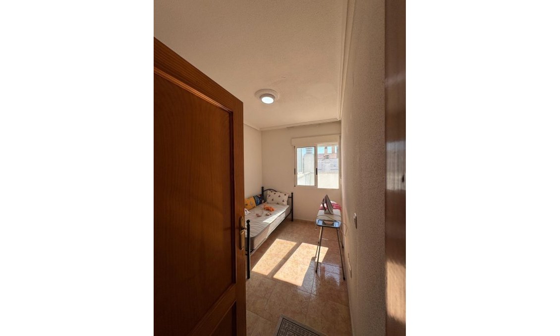 Revente - Attique -
Torrevieja