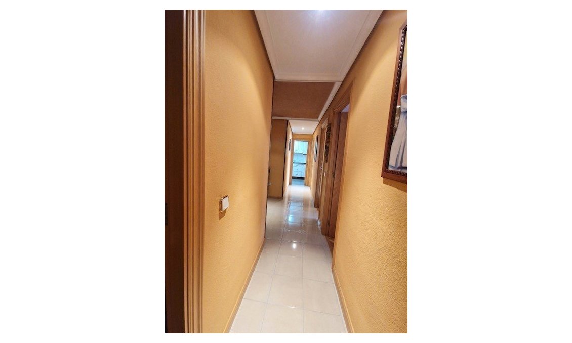 Segunda mano - Apartamento -
Benidorm - Costa Blanca