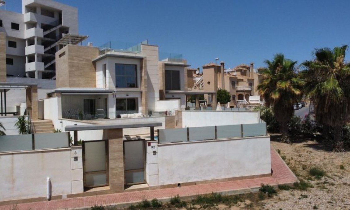 Segunda mano - Villa -
Orihuela Costa - Costa Blanca