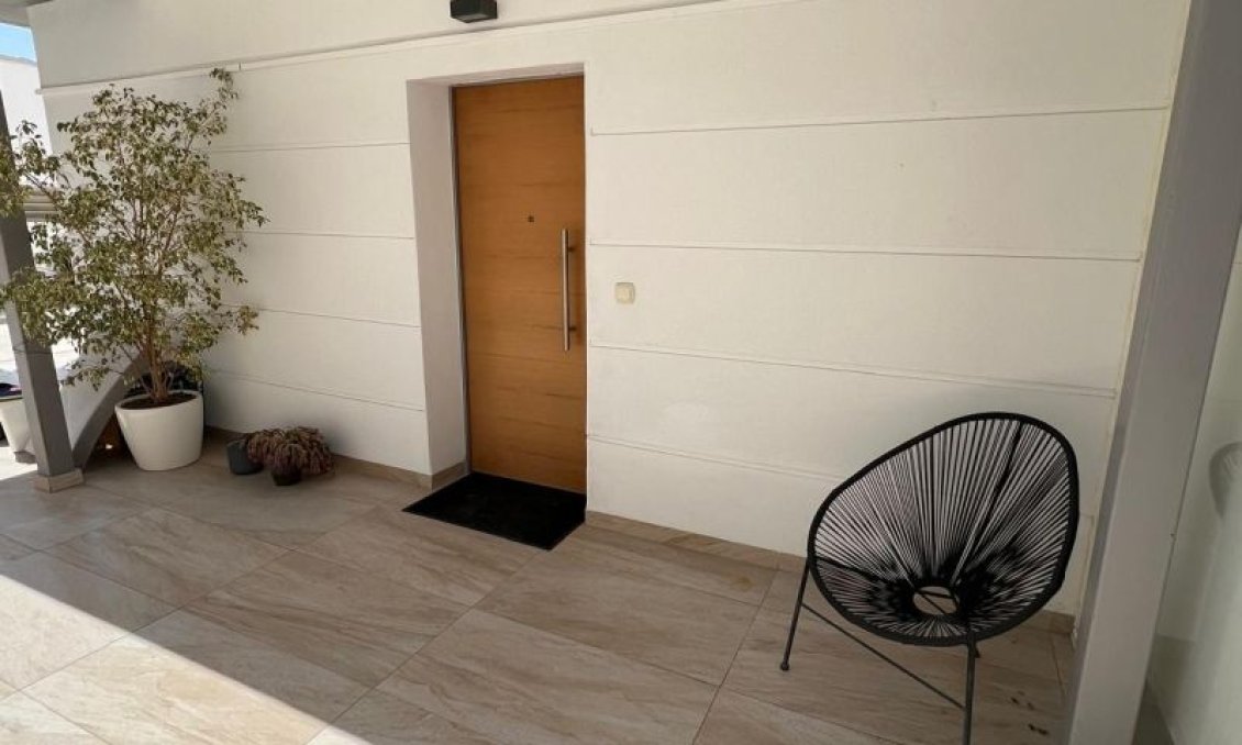 Segunda mano - Villa -
Orihuela Costa - Costa Blanca