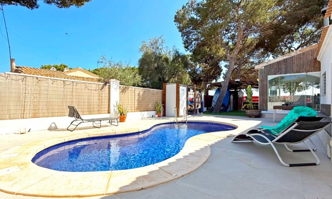 Wiederverkauf - Villa -
Orihuela Costa - Costa Blanca