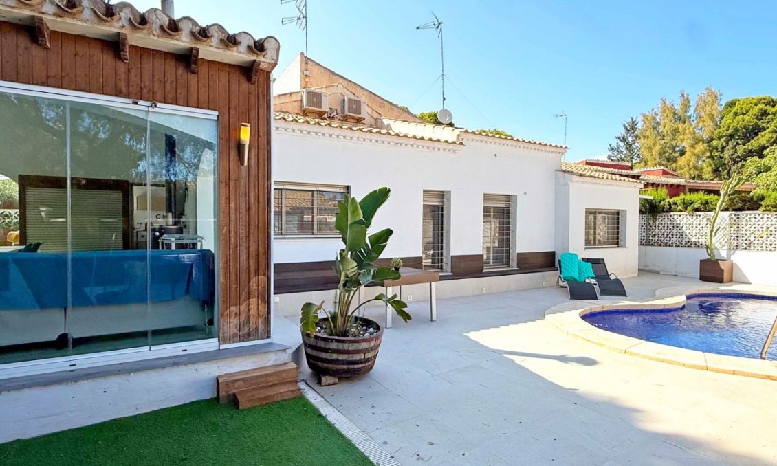 Wiederverkauf - Villa -
Orihuela Costa - Costa Blanca