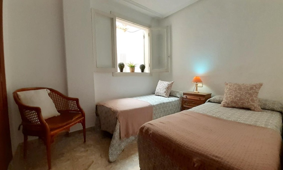 Wiederverkauf - Wohnung -
Torrevieja