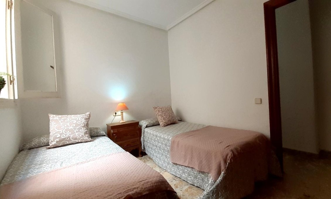 Wiederverkauf - Wohnung -
Torrevieja
