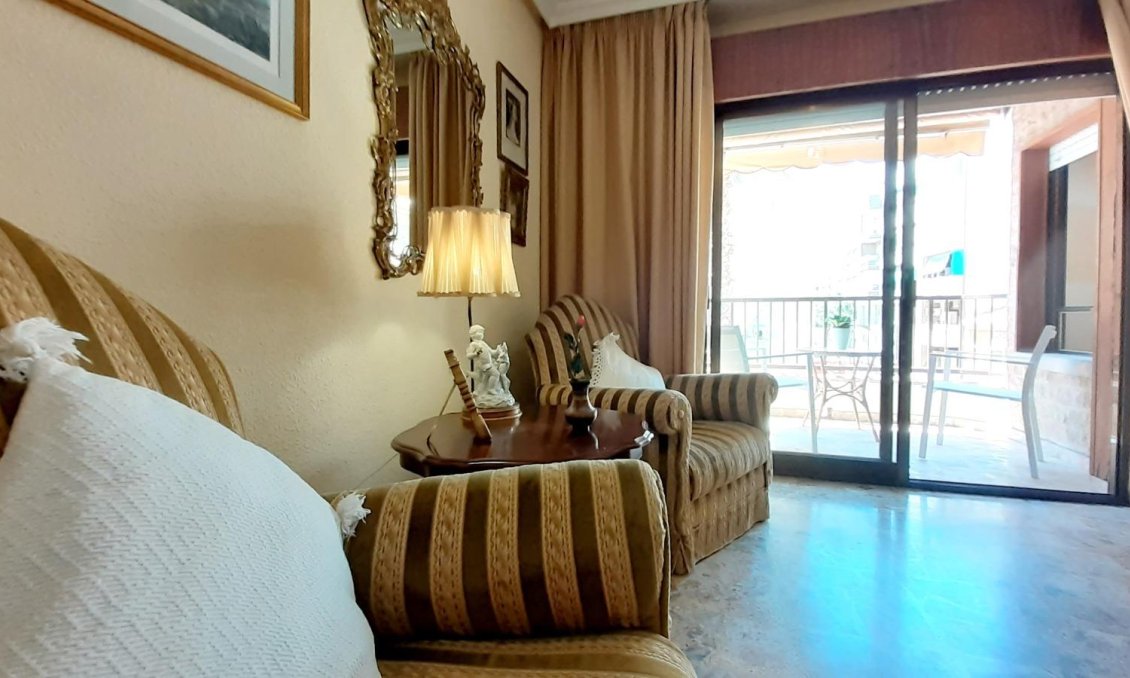 Wiederverkauf - Wohnung -
Torrevieja
