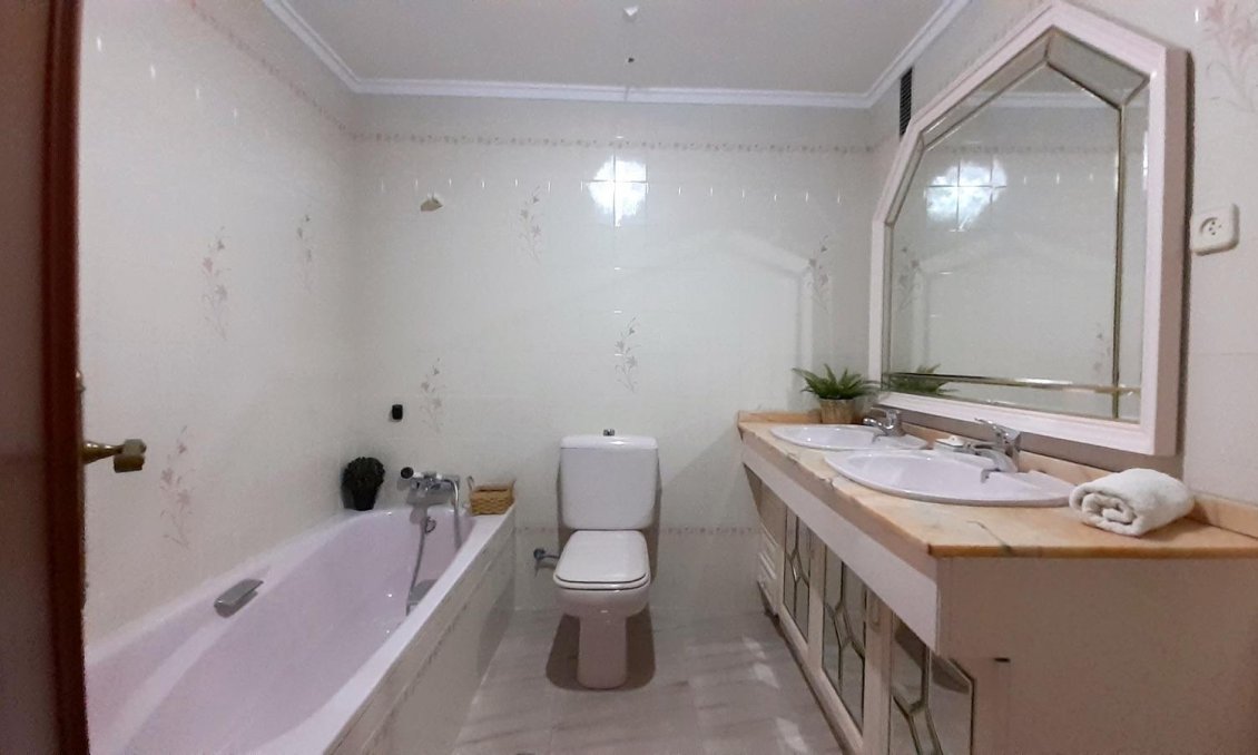 Wiederverkauf - Wohnung -
Torrevieja