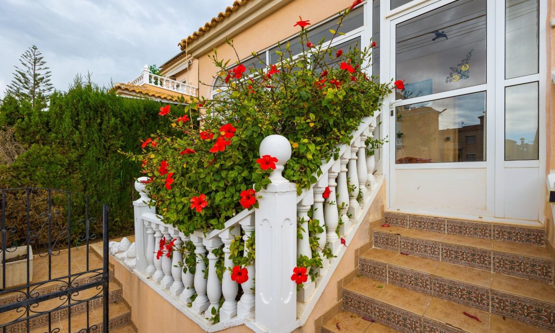 Segunda mano - Villa -
Orihuela Costa - Villamartín-las Filipinas