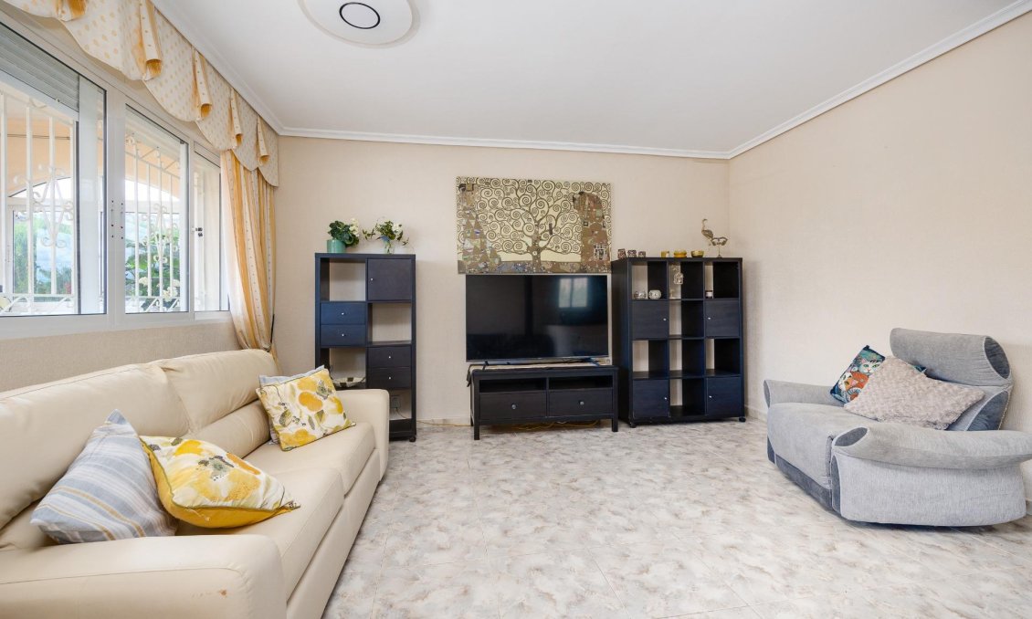 Segunda mano - Villa -
Orihuela Costa - Villamartín-las Filipinas