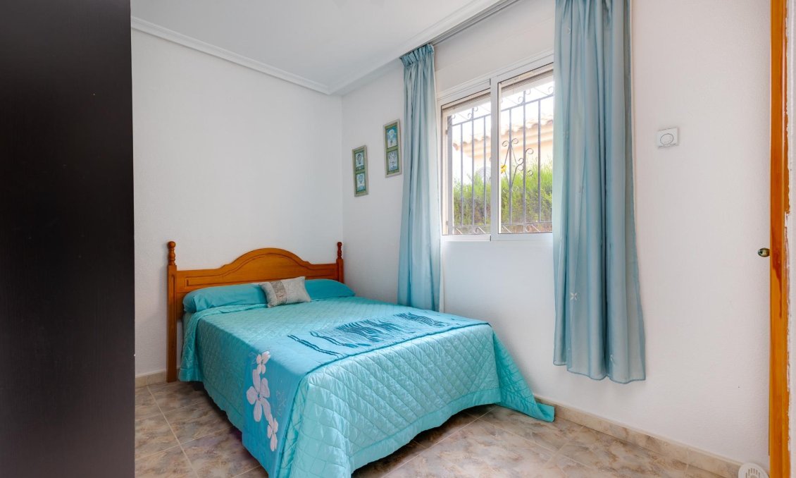 Segunda mano - Villa -
Orihuela Costa - Villamartín-las Filipinas