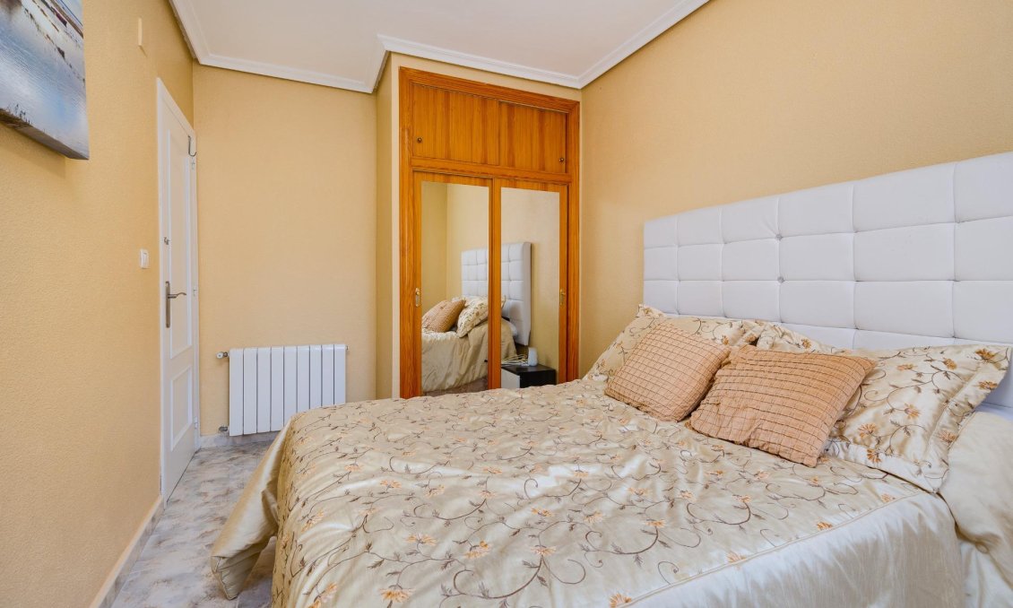 Segunda mano - Villa -
Orihuela Costa - Villamartín-las Filipinas