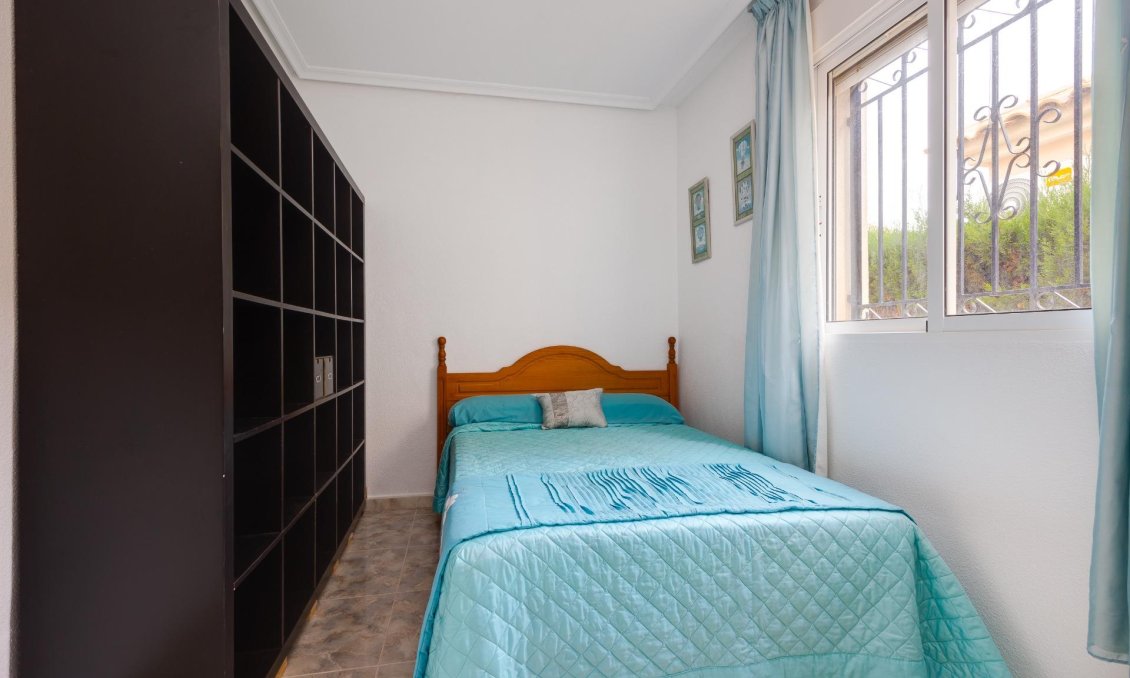 Segunda mano - Villa -
Orihuela Costa - Villamartín-las Filipinas
