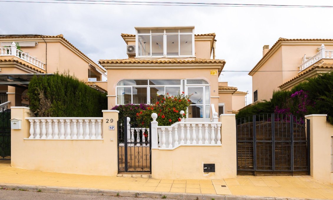 Segunda mano - Villa -
Orihuela Costa - Villamartín-las Filipinas