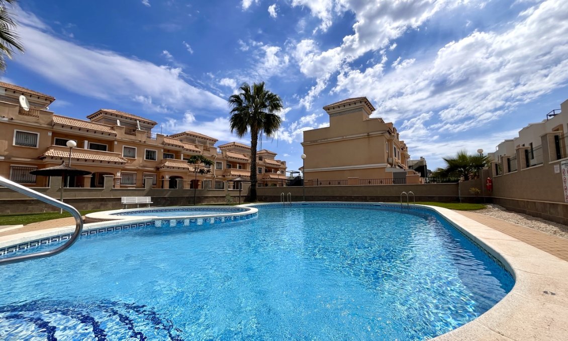 Segunda mano - Town House -
Villamartin - Costa Blanca
