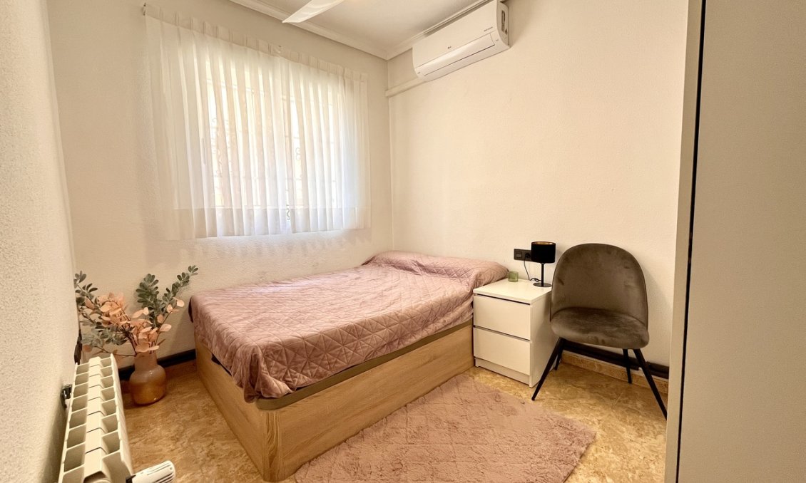 Segunda mano - Town House -
Villamartin - Costa Blanca