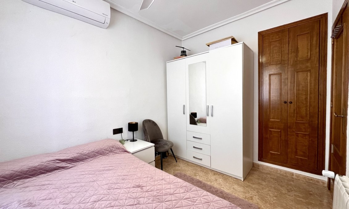 Segunda mano - Town House -
Villamartin - Costa Blanca