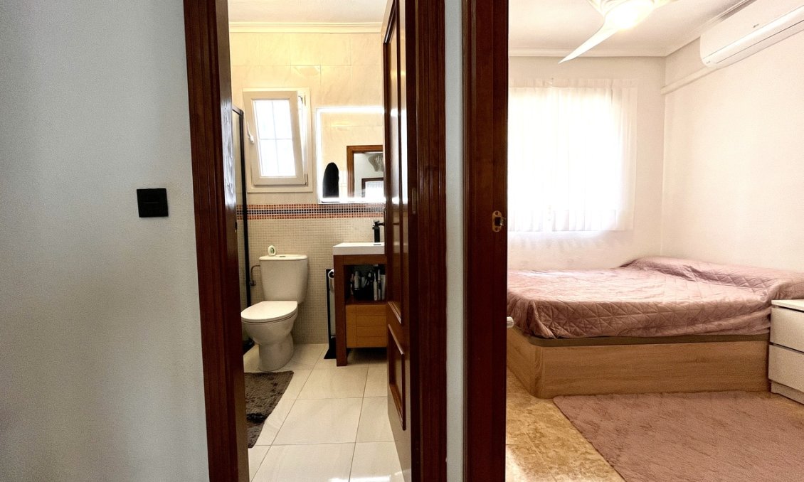 Segunda mano - Town House -
Villamartin - Costa Blanca