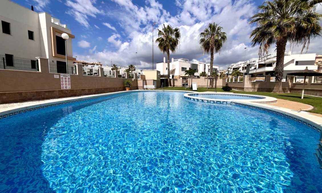 Segunda mano - Town House -
Villamartin - Costa Blanca