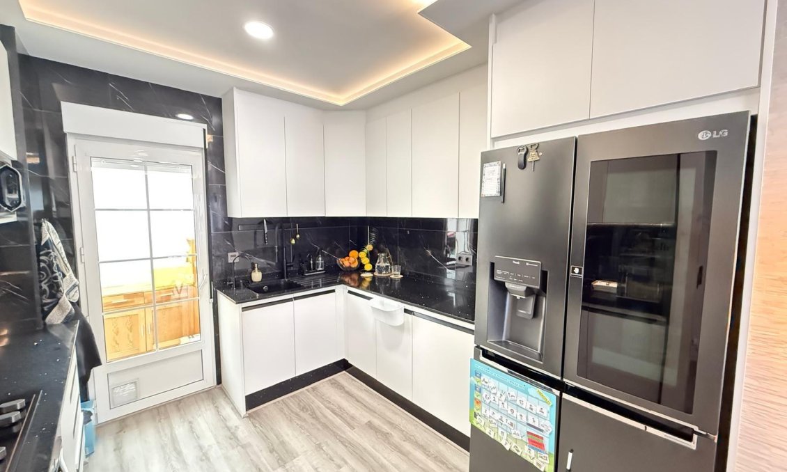 Használt Ingatlanok - Semi Detached -
Orihuela Costa - Villamartín