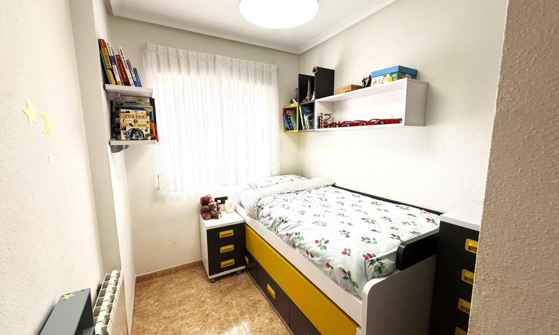 Használt Ingatlanok - Semi Detached -
Orihuela Costa - Villamartín